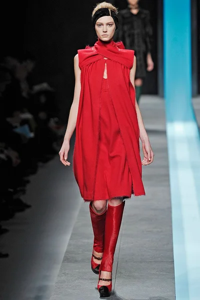 Look 26